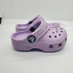 Kids sz 4 Purple Crocs